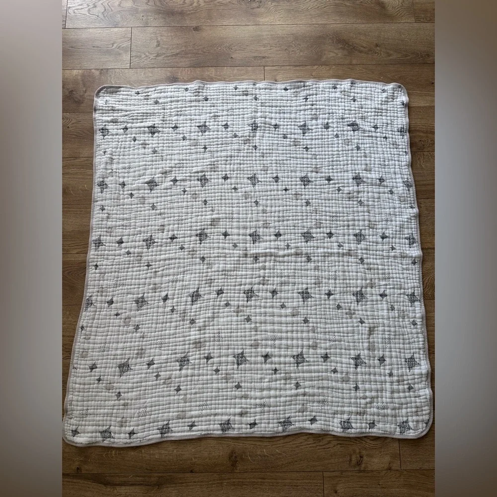 Aden + Anais Cotten Muslin Dream Blanket with Tan Grey White Diamonds 45” x 45”